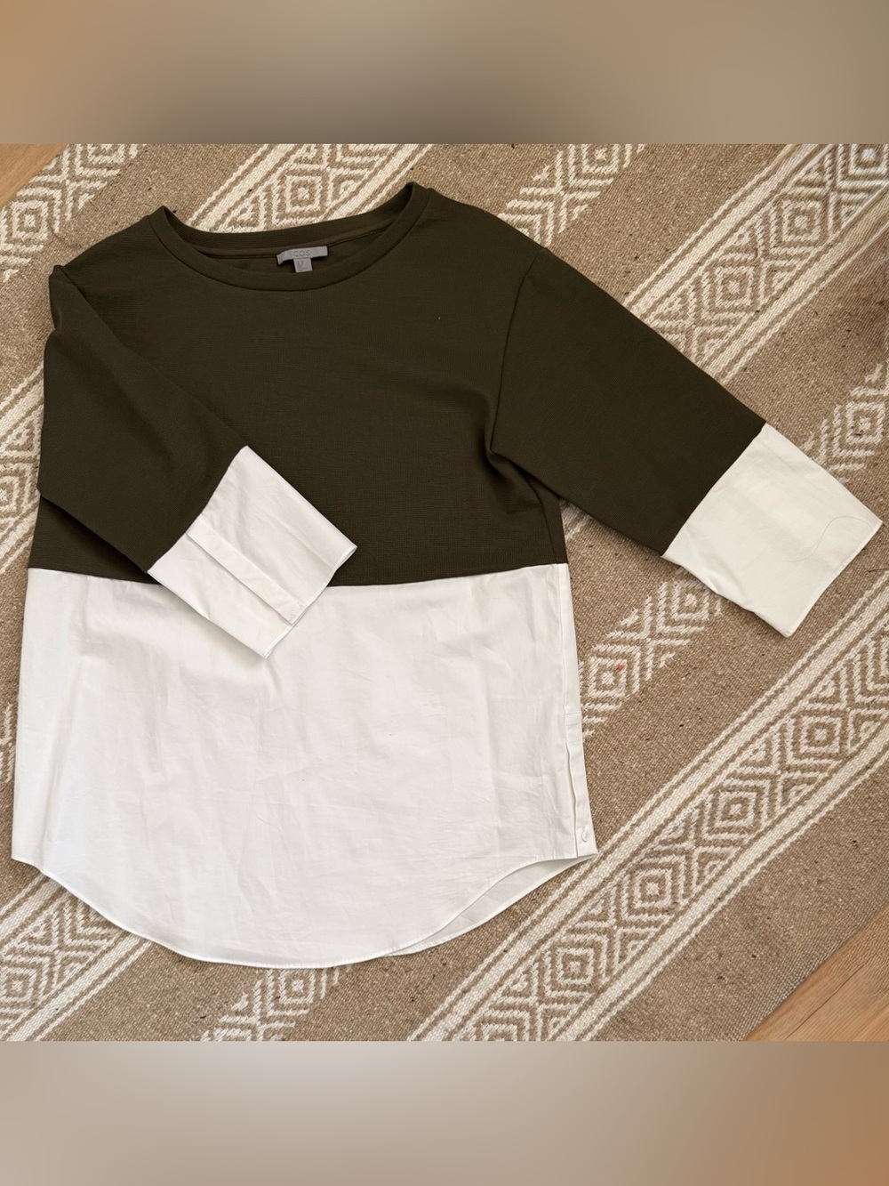 COS Army Green White Two-tone Knit Poplin Layered-Look Boxy Top XS S NWOT